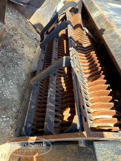 Close up of used Remu